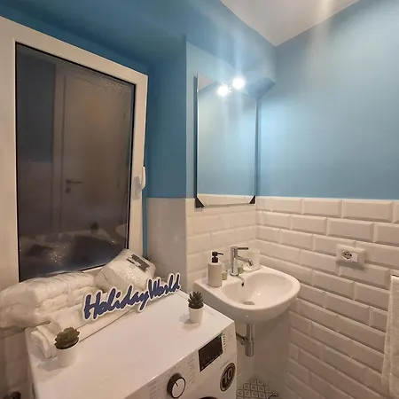 La Tana Di Edo By World * Genua